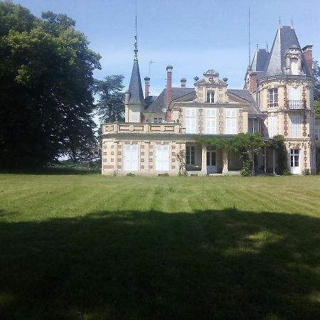 Château de Maucouvent Challuy Exterior foto
