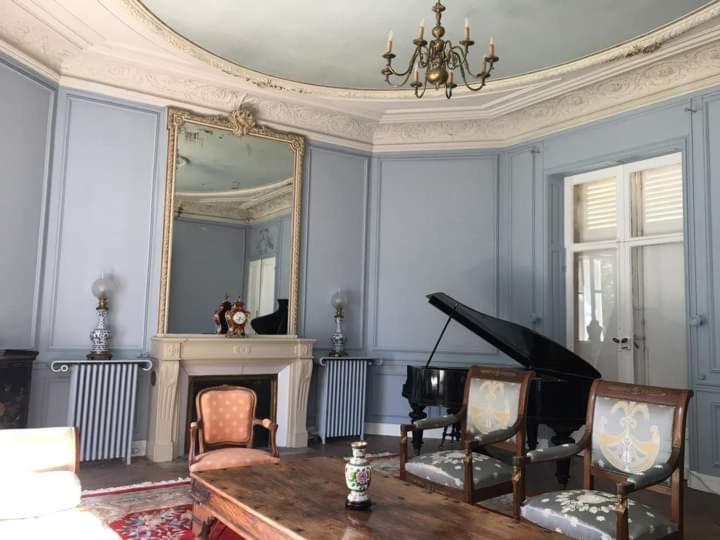 Château de Maucouvent Challuy Exterior foto